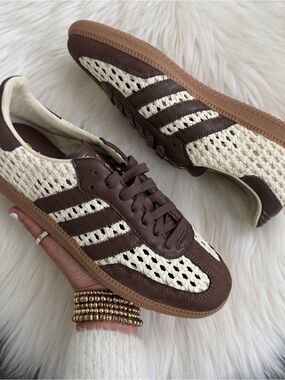 Adidas samba sneakers 8.5